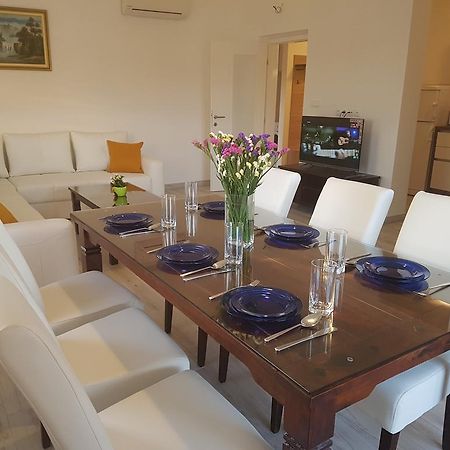 Apartman Lora 루브스키 외부 사진
