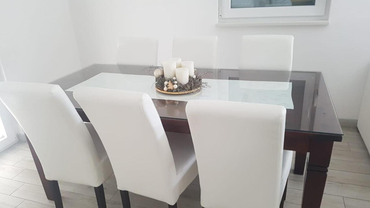 Apartman Lora 루브스키 외부 사진
